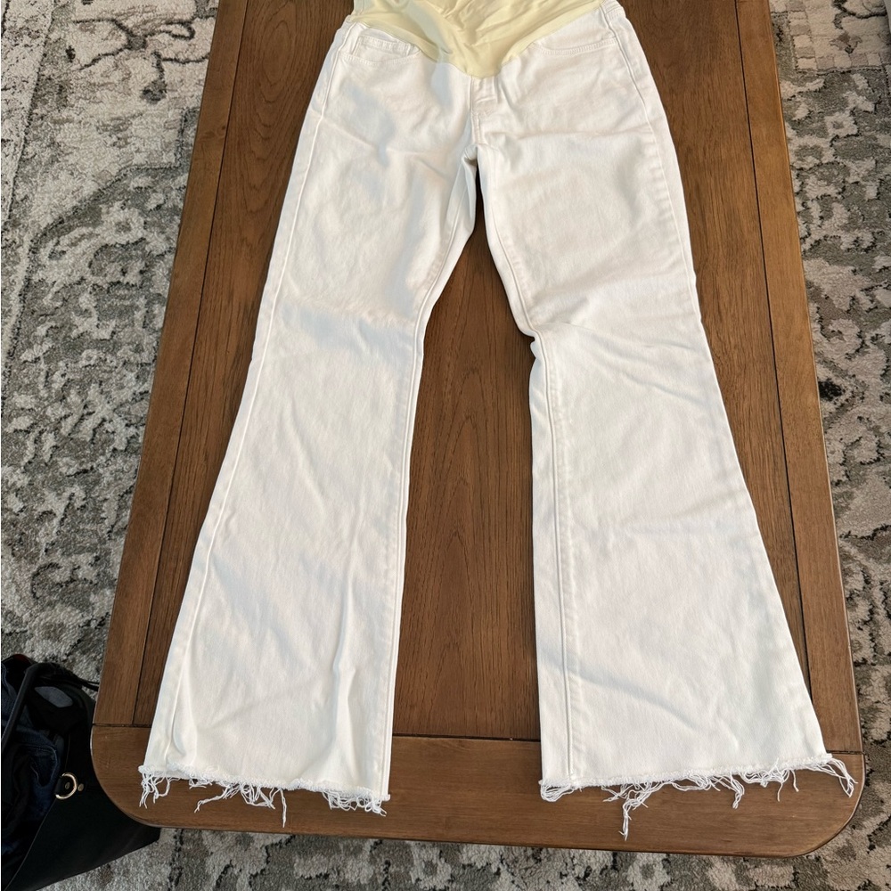 NWOT Maternity White Frayed Hem Women Jeans Size 28